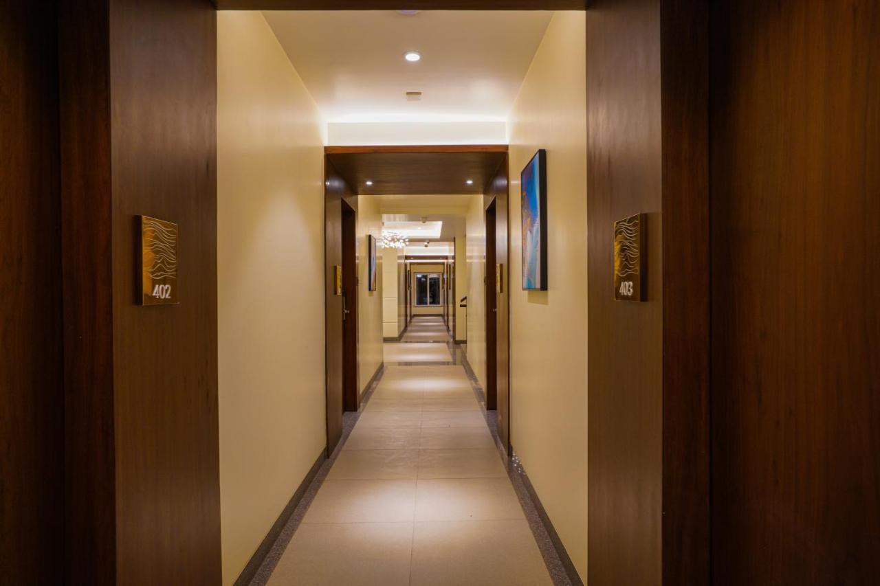 Hotel El Magnifico 苏拉特 外观 照片