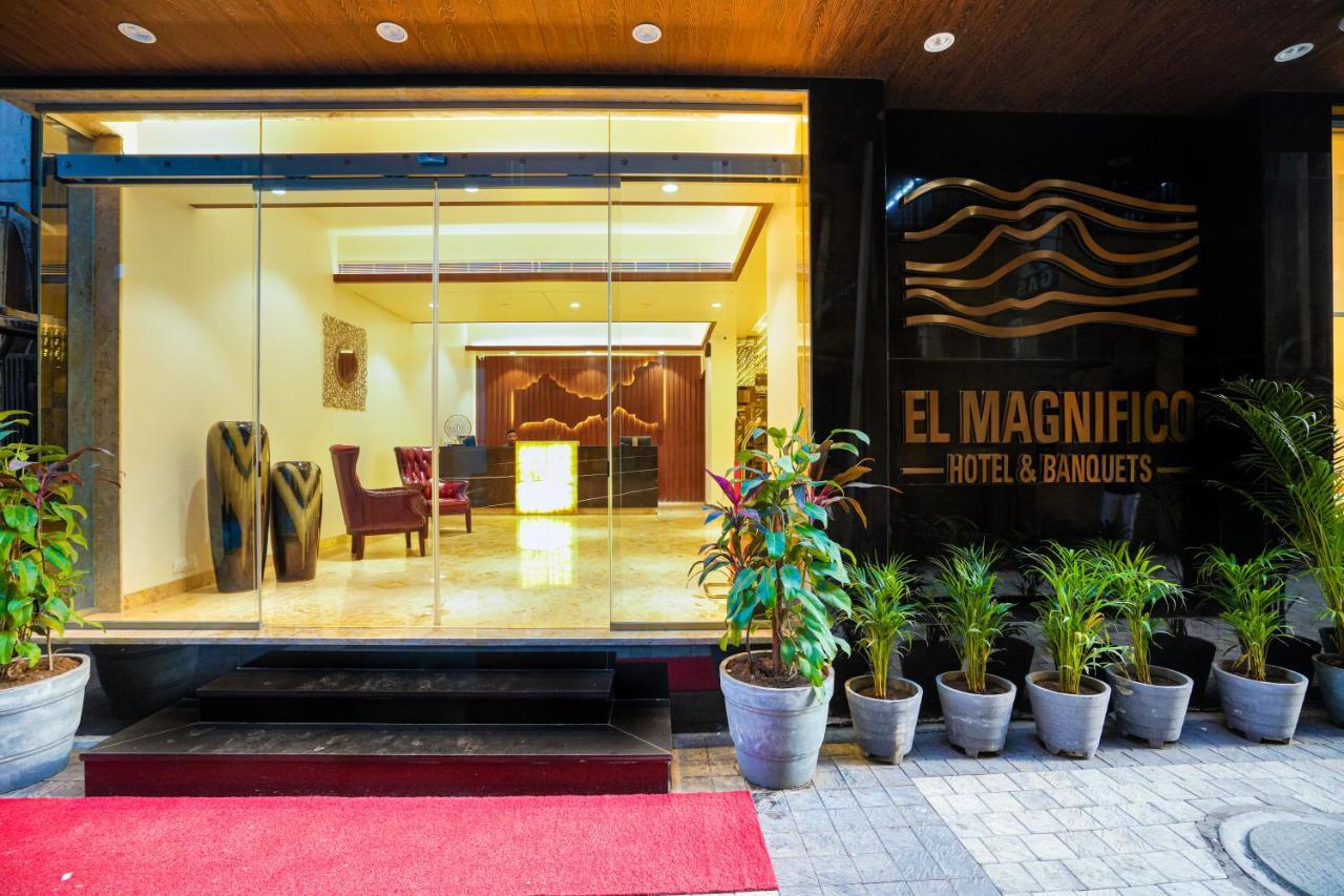 Hotel El Magnifico 苏拉特 外观 照片